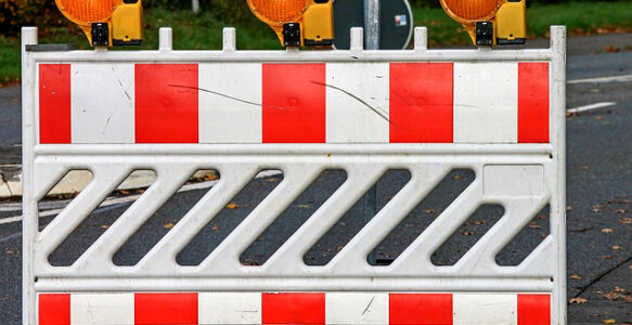 Deutsche Bahn verlängert Sperrung des Bahnübergangs Ronnenberger Straße in Empelde erneut